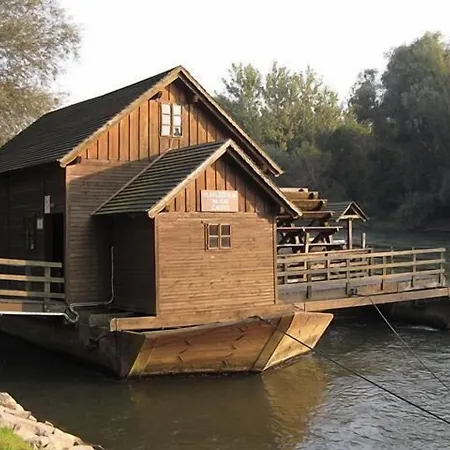 Hotel Garni Tamara 3*