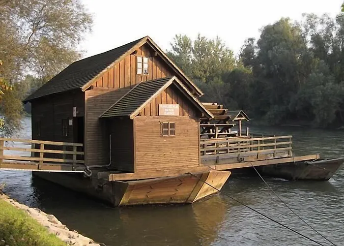 Hotel Garni Tamara 3*